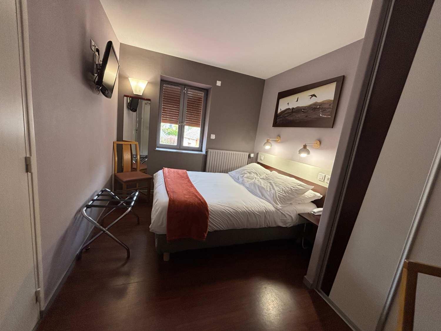Chambre Single | Hôtel & Restaurant Les Hirondelles à Orcines